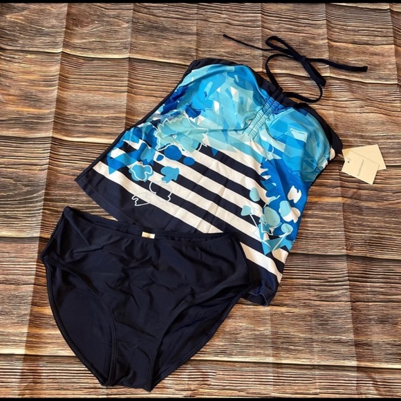 Printed Tankini - Picture 2 of 3